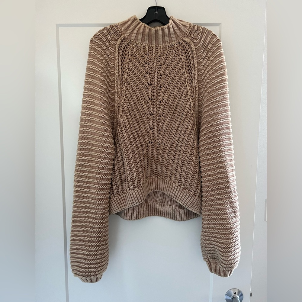 Free People Crochet Long Sleeve Sweater L- Excellent condition.